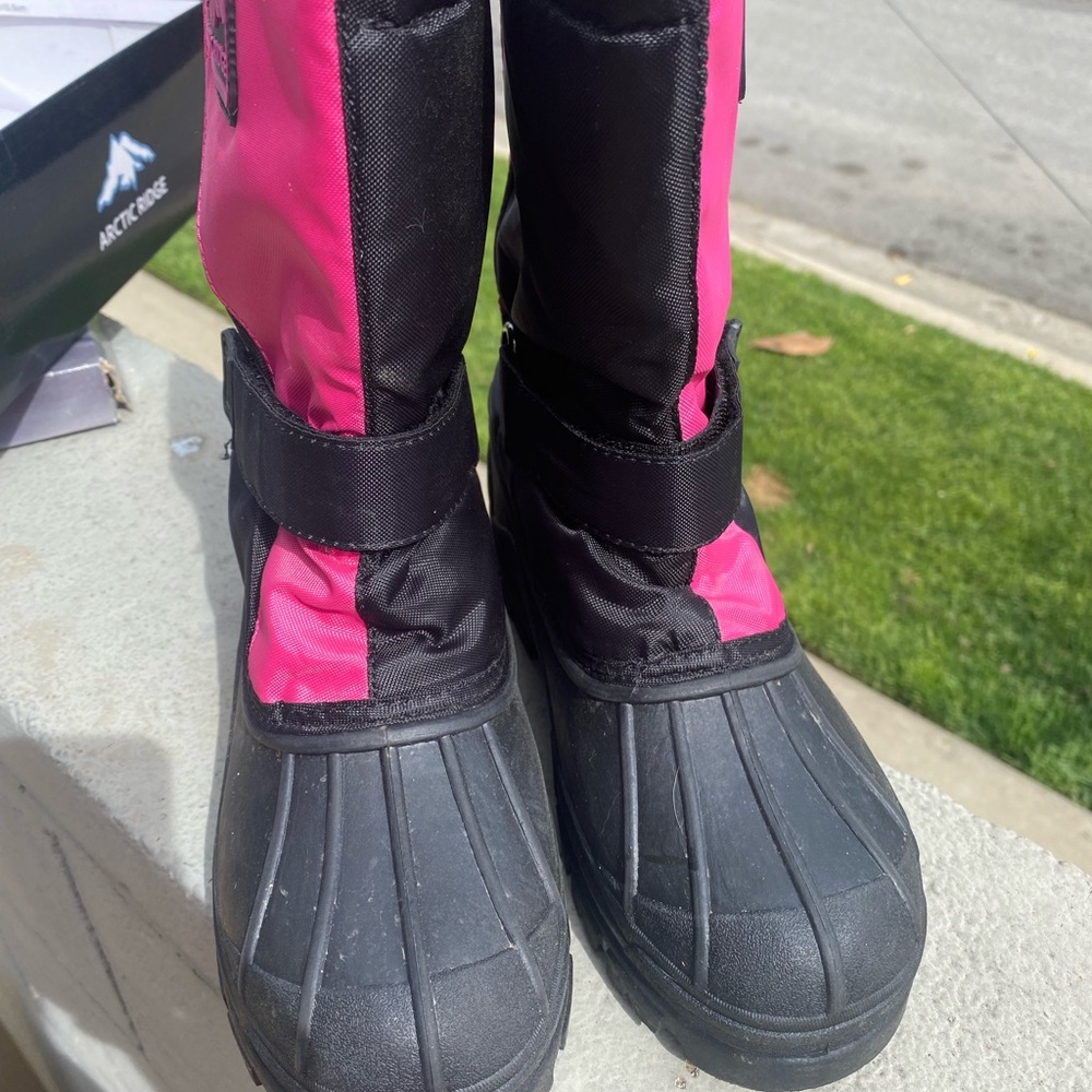 - Kids Pink and Black Snow Rain Rubber Bottom Boots with Adjustable Strap - Picture 2 of 12